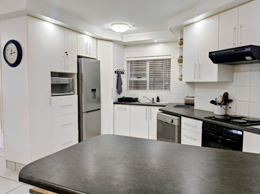 3 Bedroom Property for Sale in Marina Martinique Eastern Cape